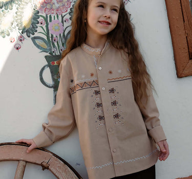 White embroidered shirt with collar "Tree of Life"